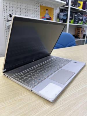 Laptop cũ HP Pavilion 15-cs3014TU Core i5 - 1035G1 / 8GB / SSD 256GB / 15.6 inch FHD