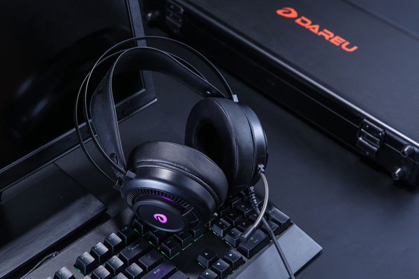 Tai nghe DareU EH416 RGB chuyên game