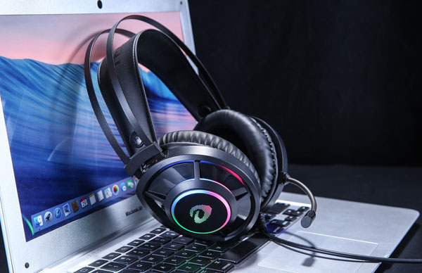 Tai nghe DareU EH469 RGB chuyên game