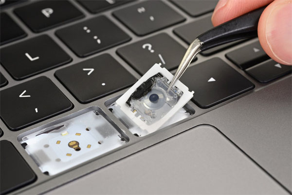 Sửa bàn phím laptop Cần Thơ: Chỉnh phím, khung xương và nút cao su